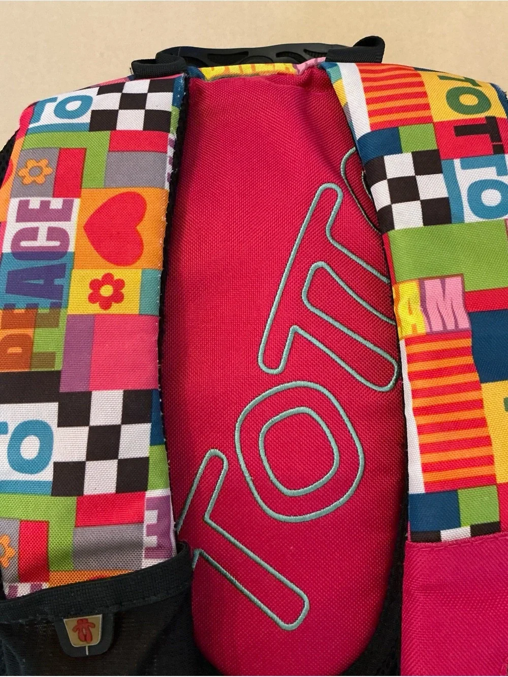 TOTTO Kids Multicolor Pattern Backpack like new